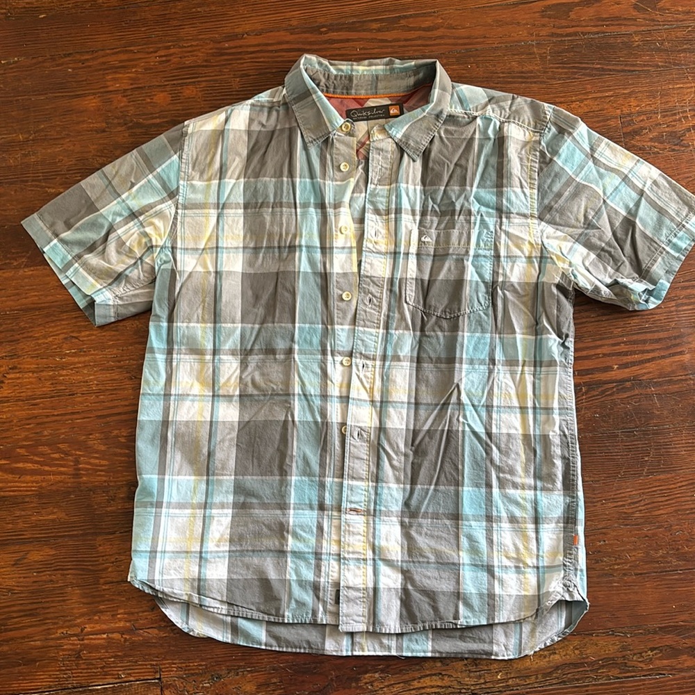 Quicksilver Short Sleeve Button Down